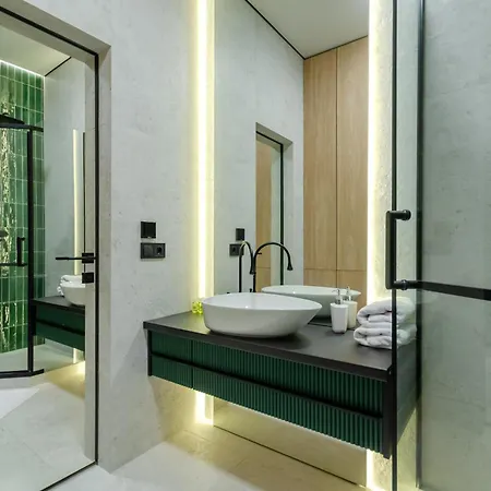 Petrovdom 02-76b Luxury Living In Rc Pechersk Plaza, Mykhaila Boichuka 19-а *
