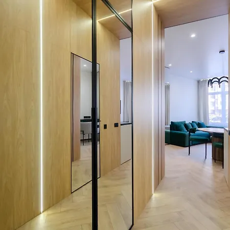 Petrovdom 02-76b Luxury Living In Rc Pechersk Plaza, Mykhaila Boichuka 19-а